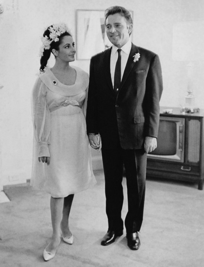 Elizabeth Taylors Hochzeitskleider - Hochzeit mit Richard Burton