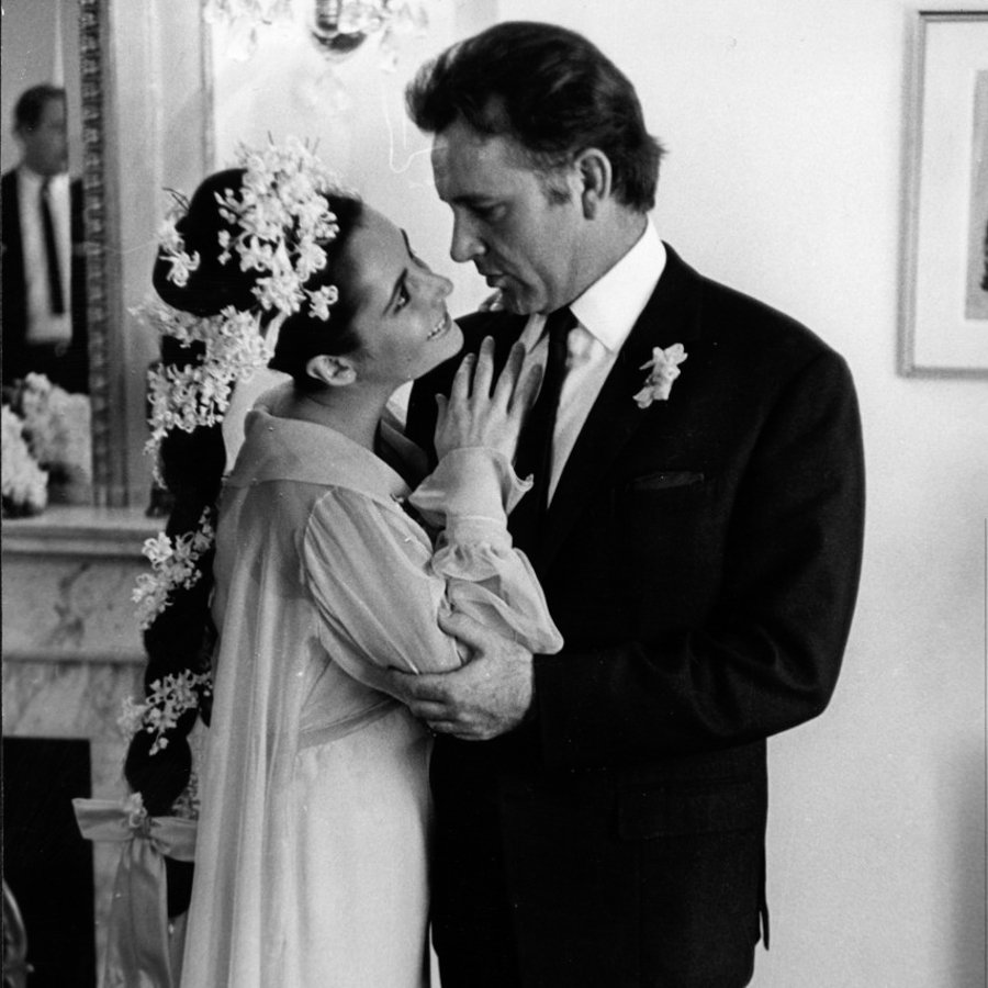 Elizabeth Taylors Hochzeitskleider - Hochzeit mit Richard Burton