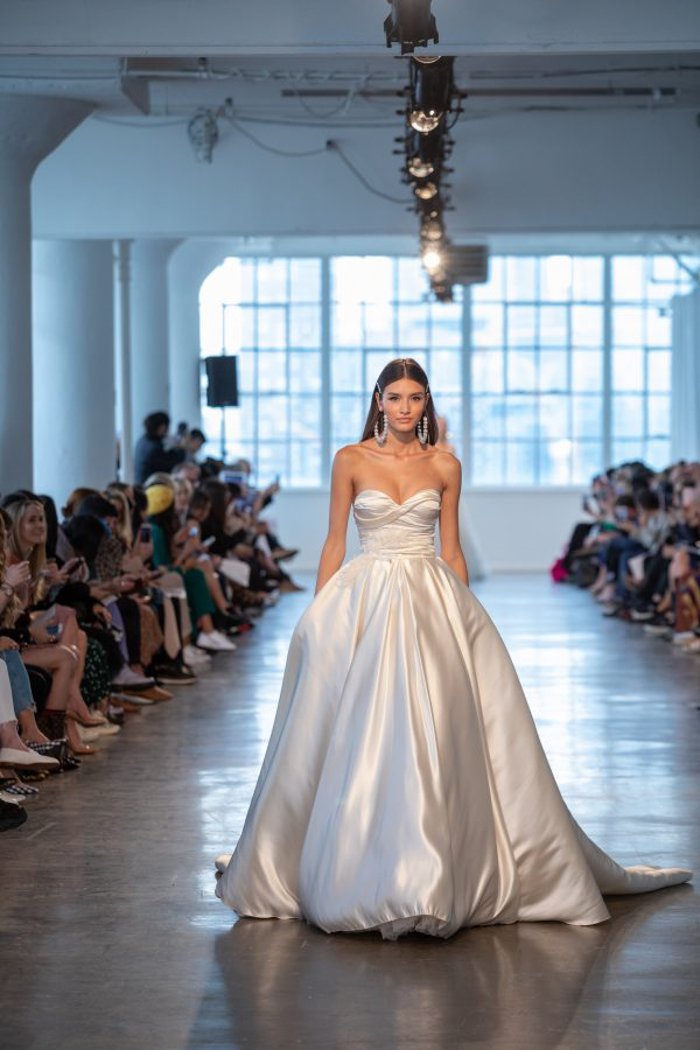 Berta Brautkollektion 2020